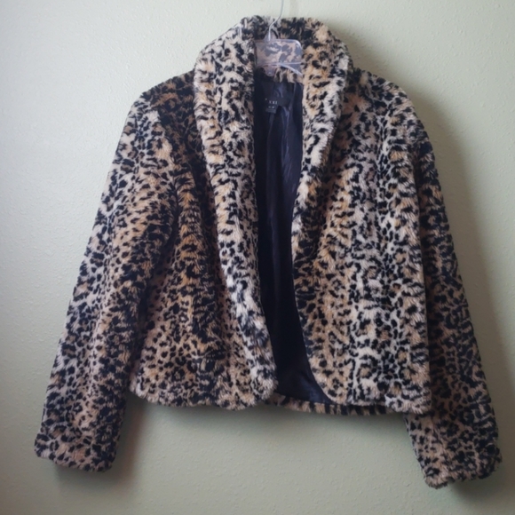 Forever 21 Jackets & Blazers - Forever 21 Leopard Coat